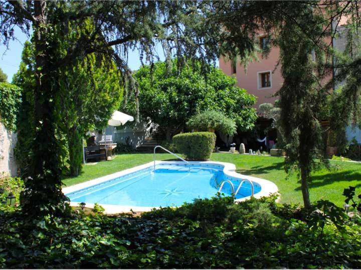 Hostal La Savina Cervera  Exteriör bild