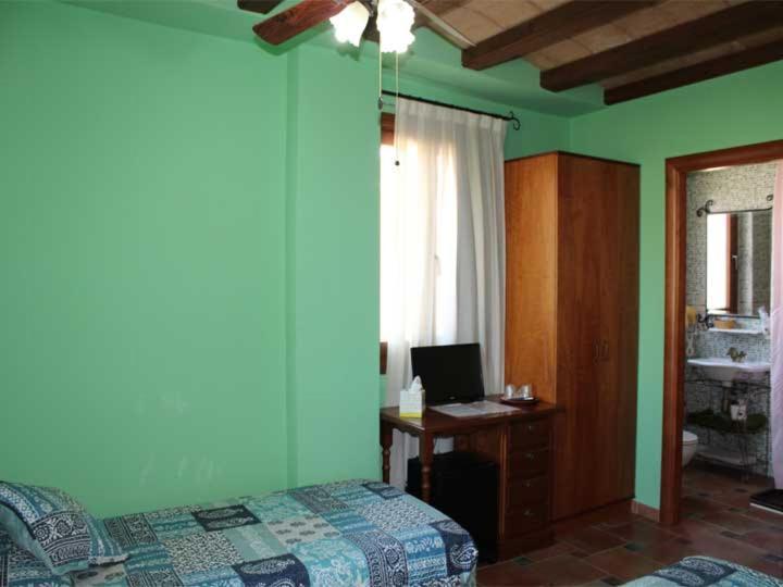 Hostal La Savina Cervera  Exteriör bild